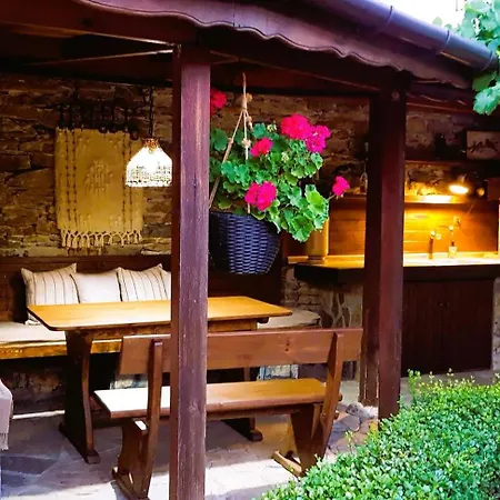 Hotel мяхова къща 2*