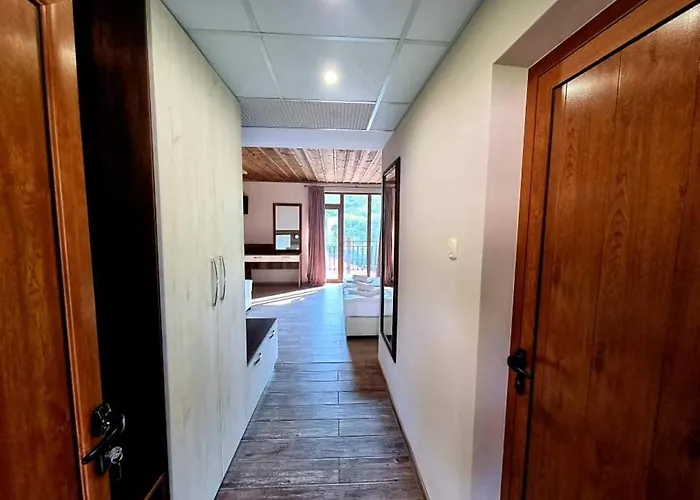 мяхова къща 2*