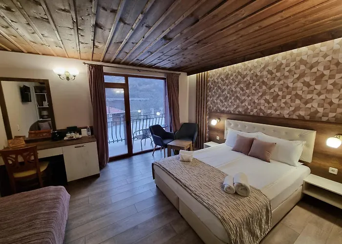 Hotel мяхова къща 2*